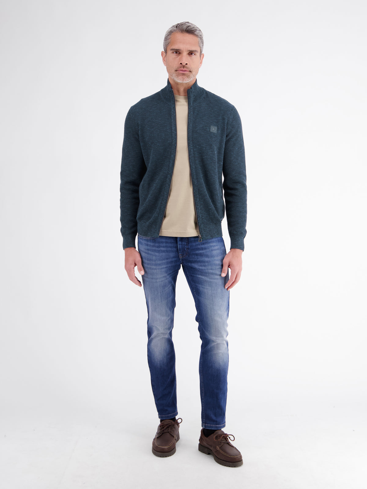 Sporty knit jacket made of high-quality cotton