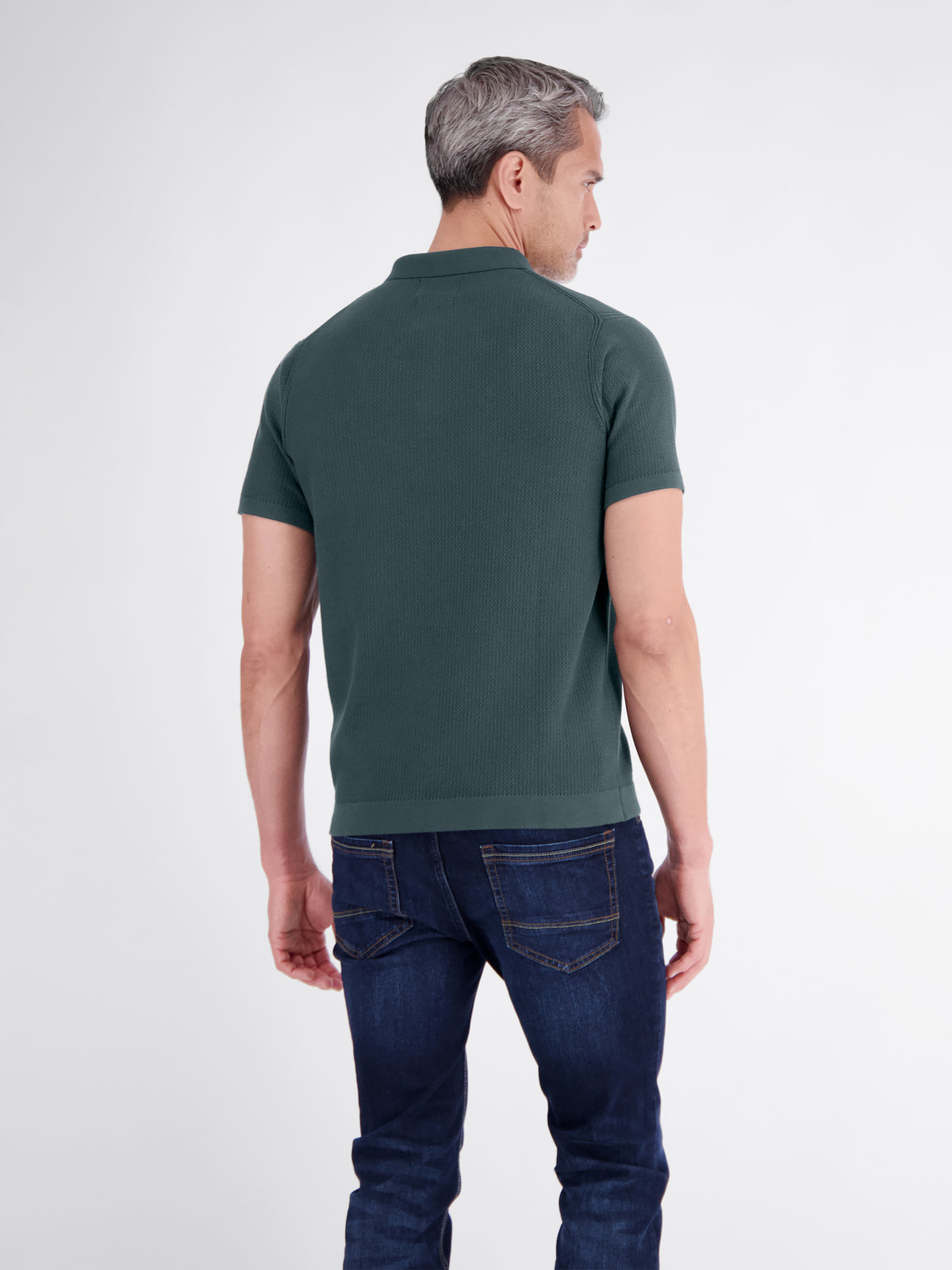 Polohemd in legerer Strickoptik aus griffiger Baumwolle