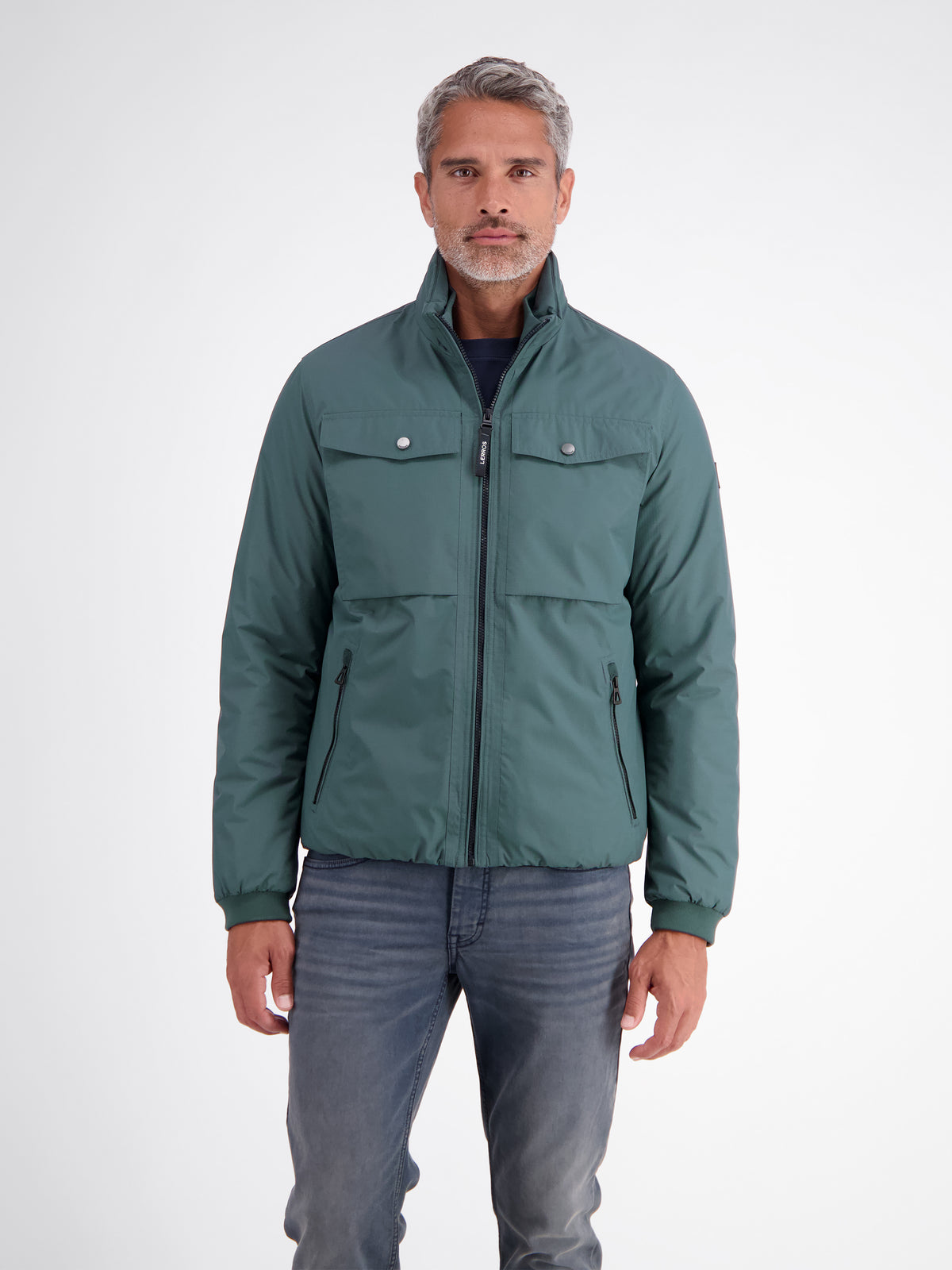 Leicht wattierter Blouson mit hochschließendem Kragen
