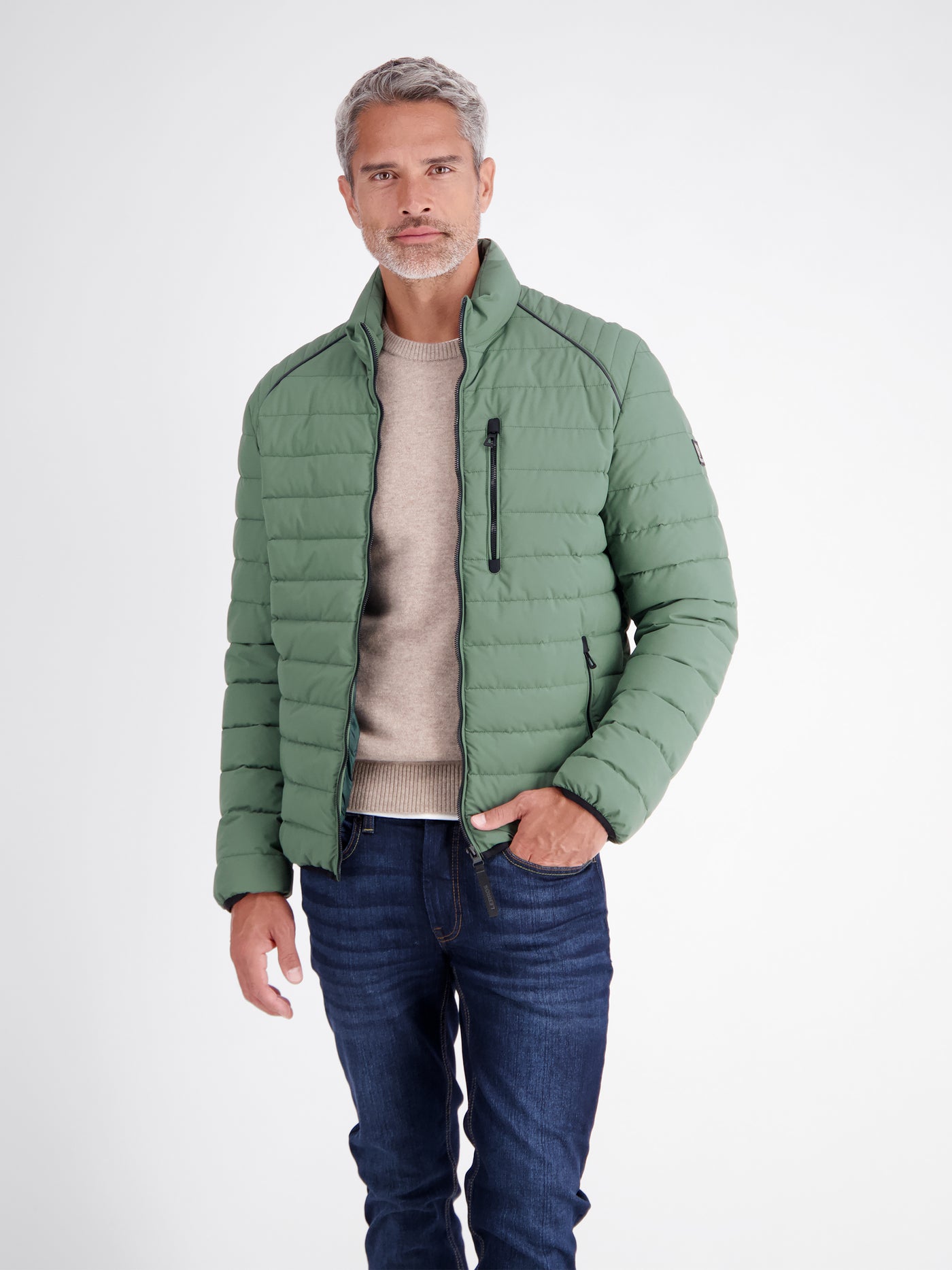 Leichter und modischer Stepblouson mit wärmender Füllung