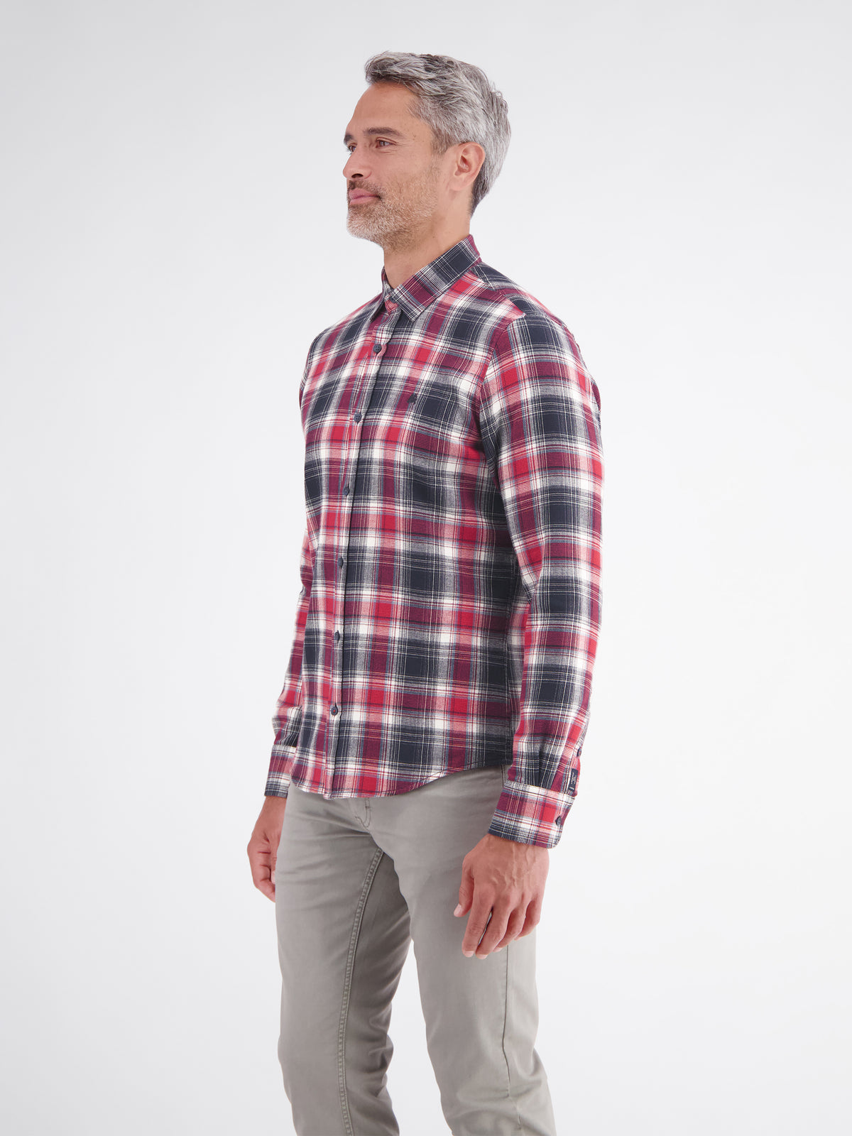 Classic checked shirt in pure cotton with a waffle texture