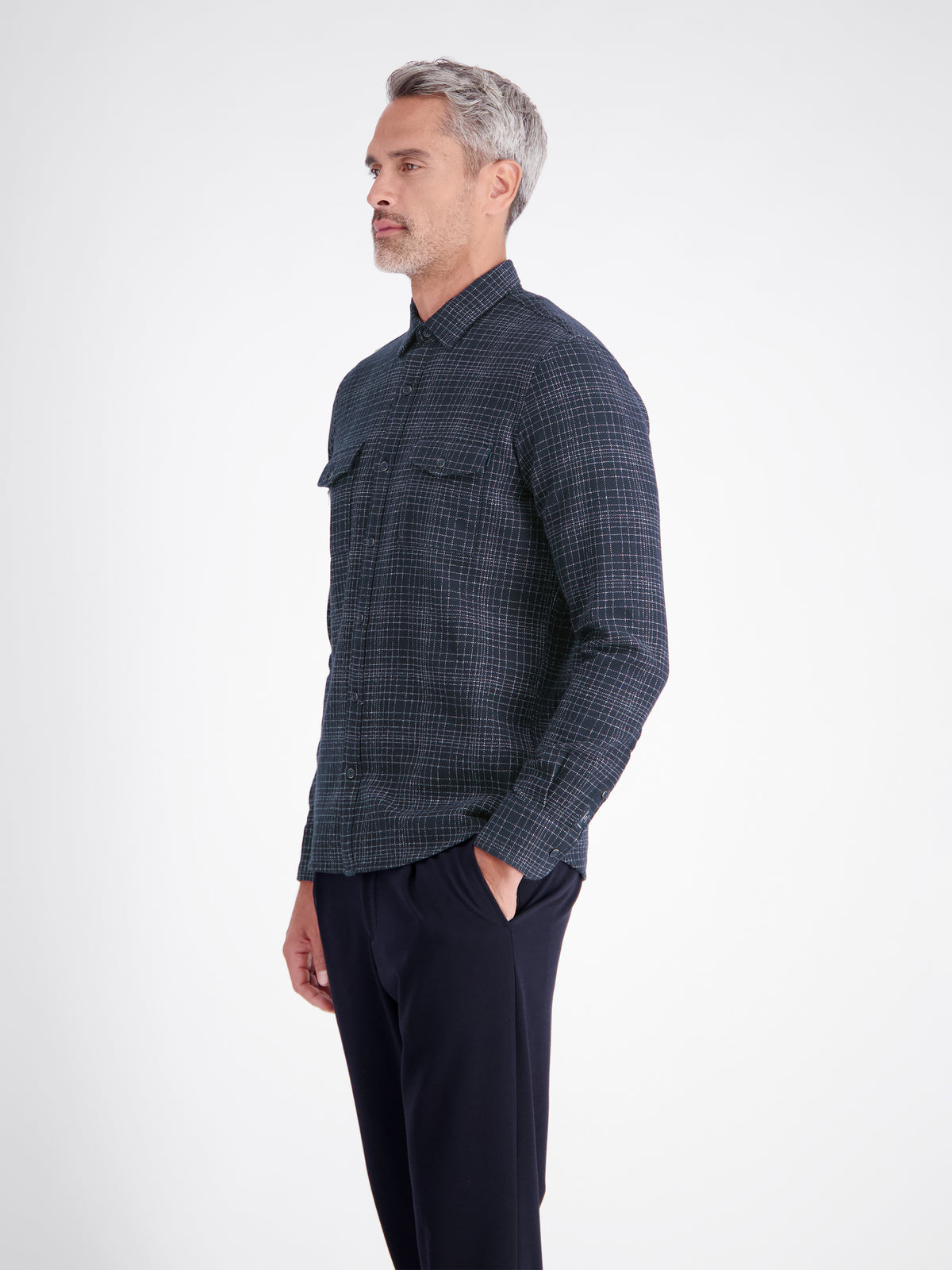 Men's cotton shirt with sophisticated plaid pattern