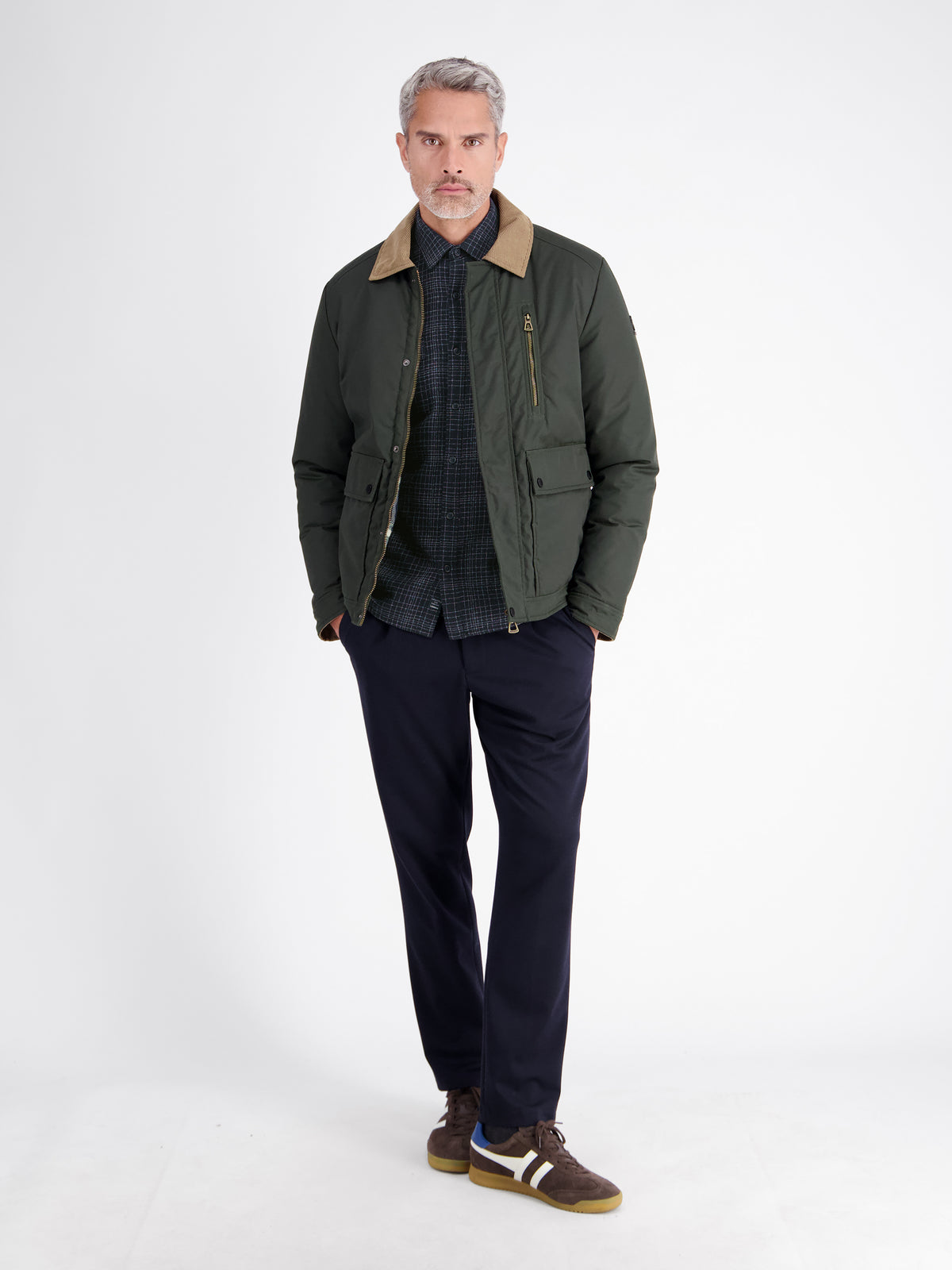Men's cotton shirt with sophisticated plaid pattern