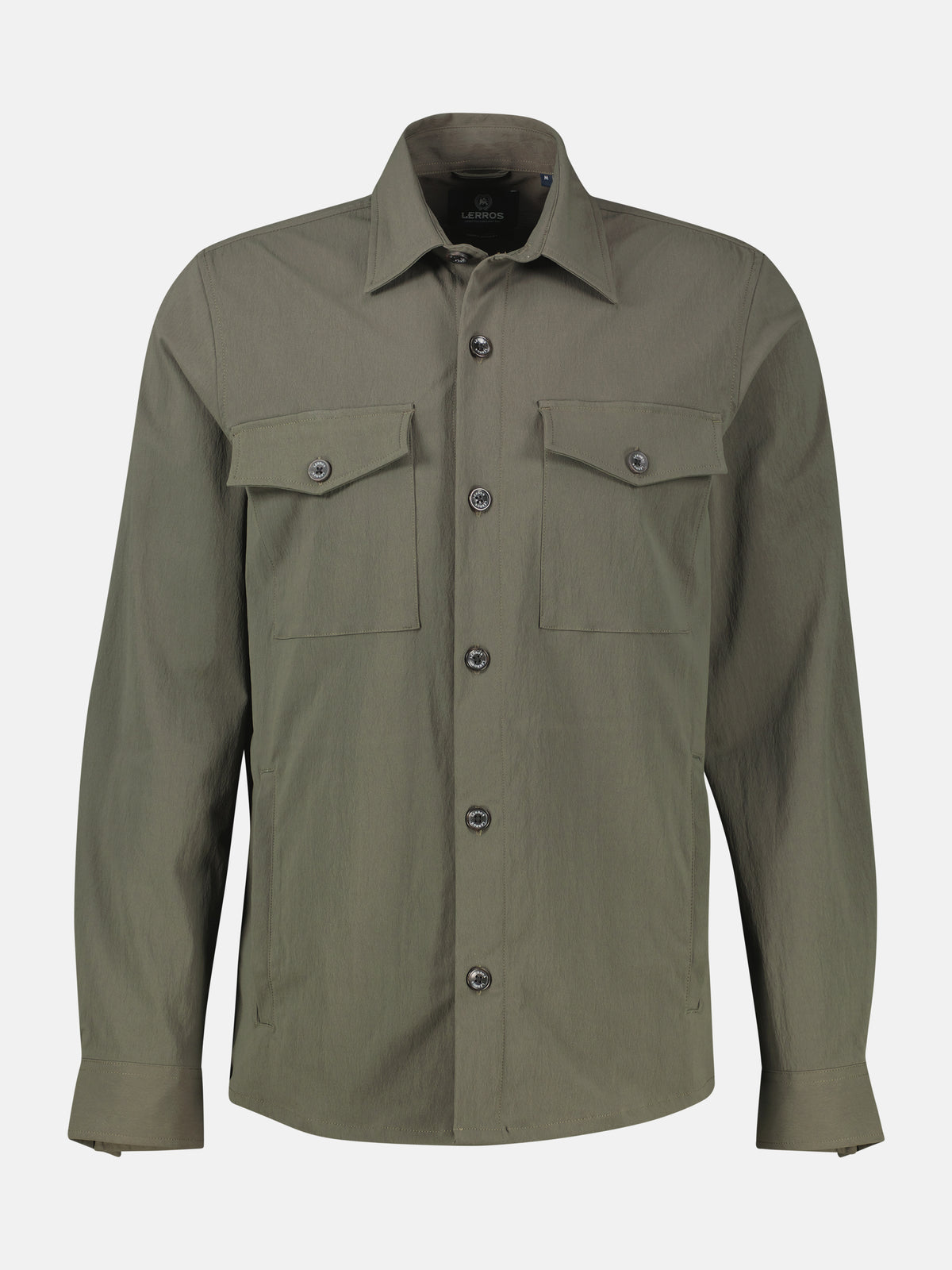 Sporty men's shirt made of durable fabric