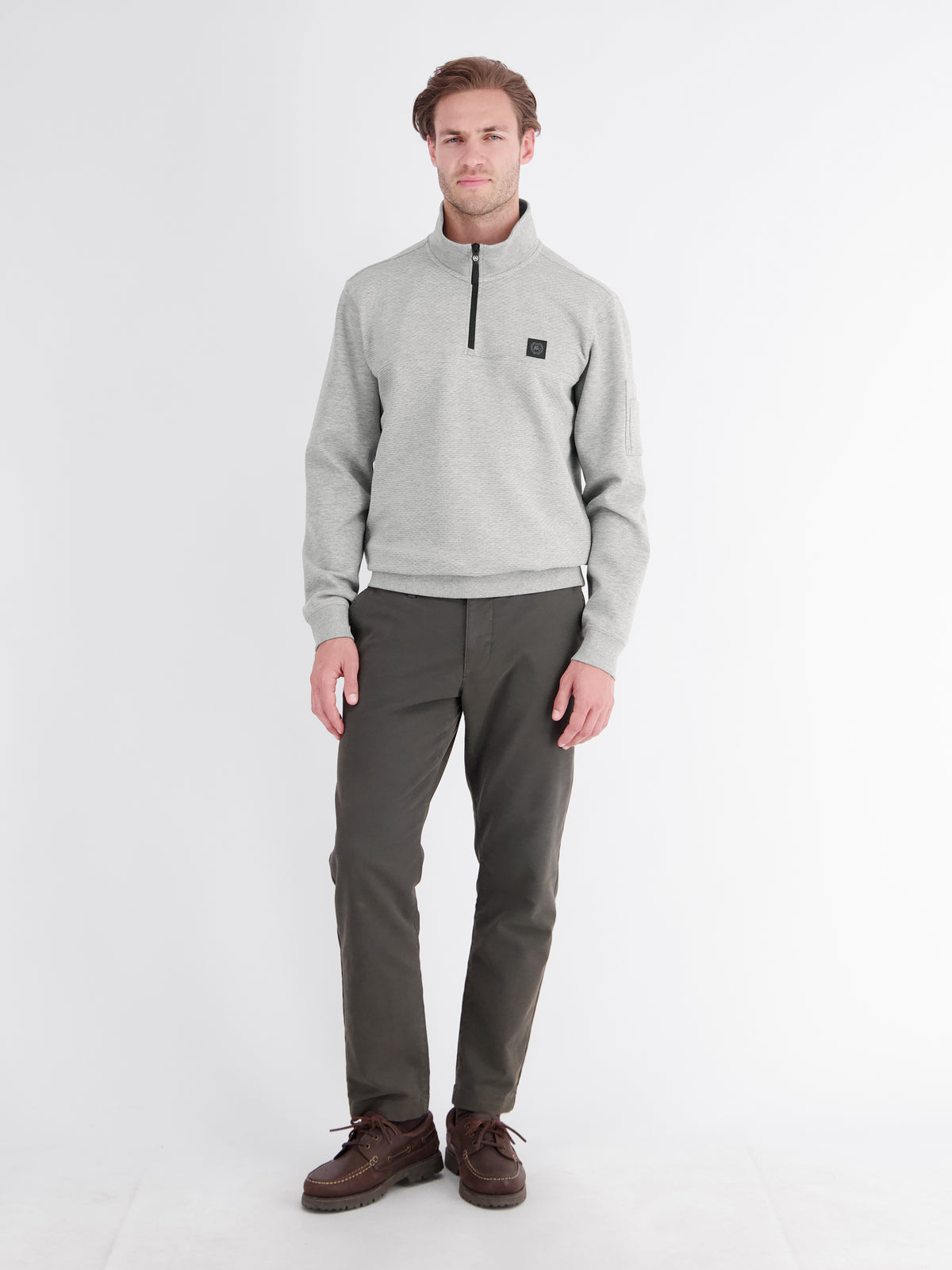 High-quality Troyer made from blended fabric with a fine ribbed structure