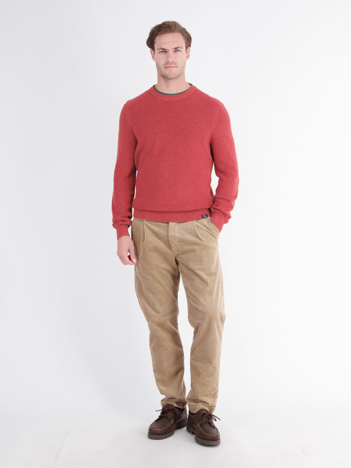 Stylish knit sweater with a comfortable crew neck