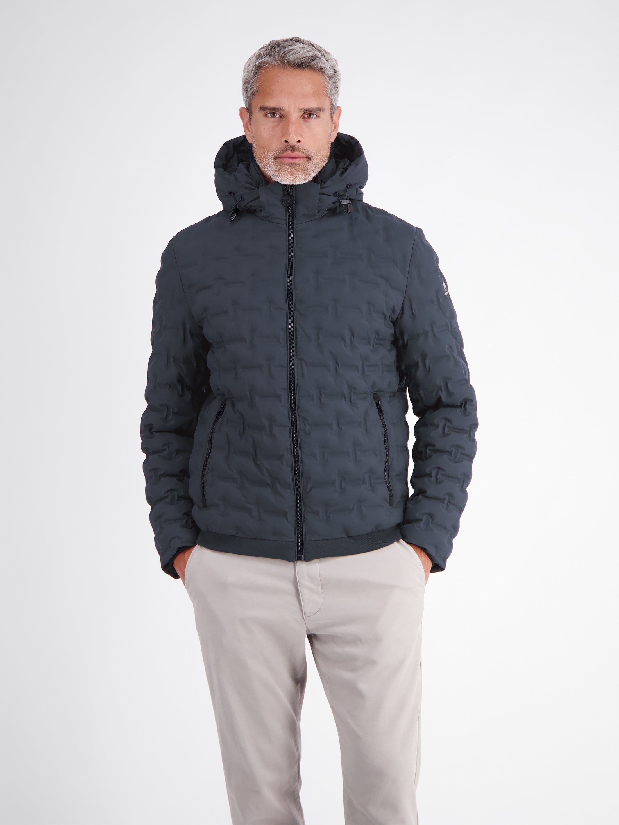Wärmende Funktions-Steppjacke mit abnehmbarer Kapuze