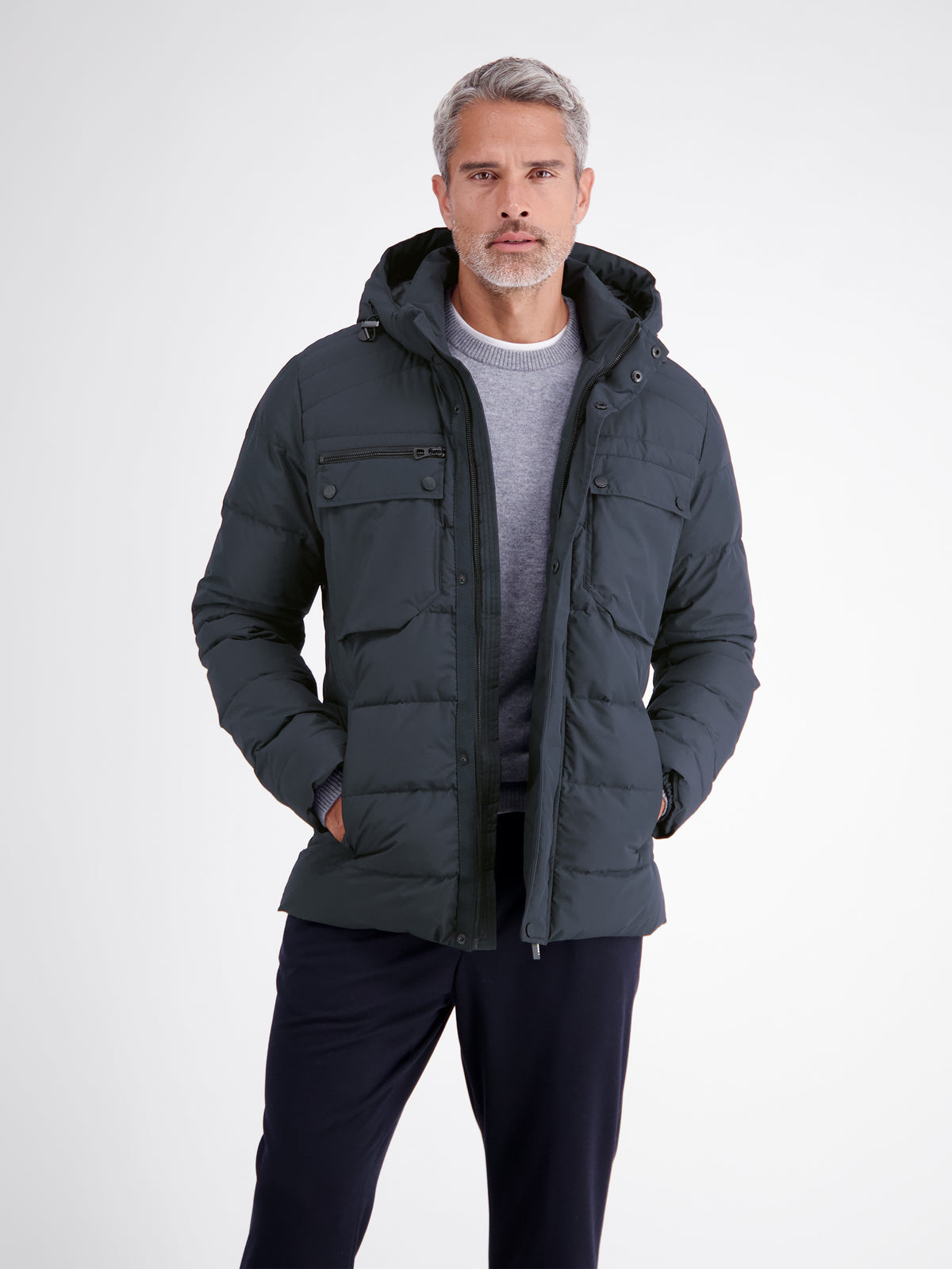 Sophisticated functional jacket, warming and water-repellent