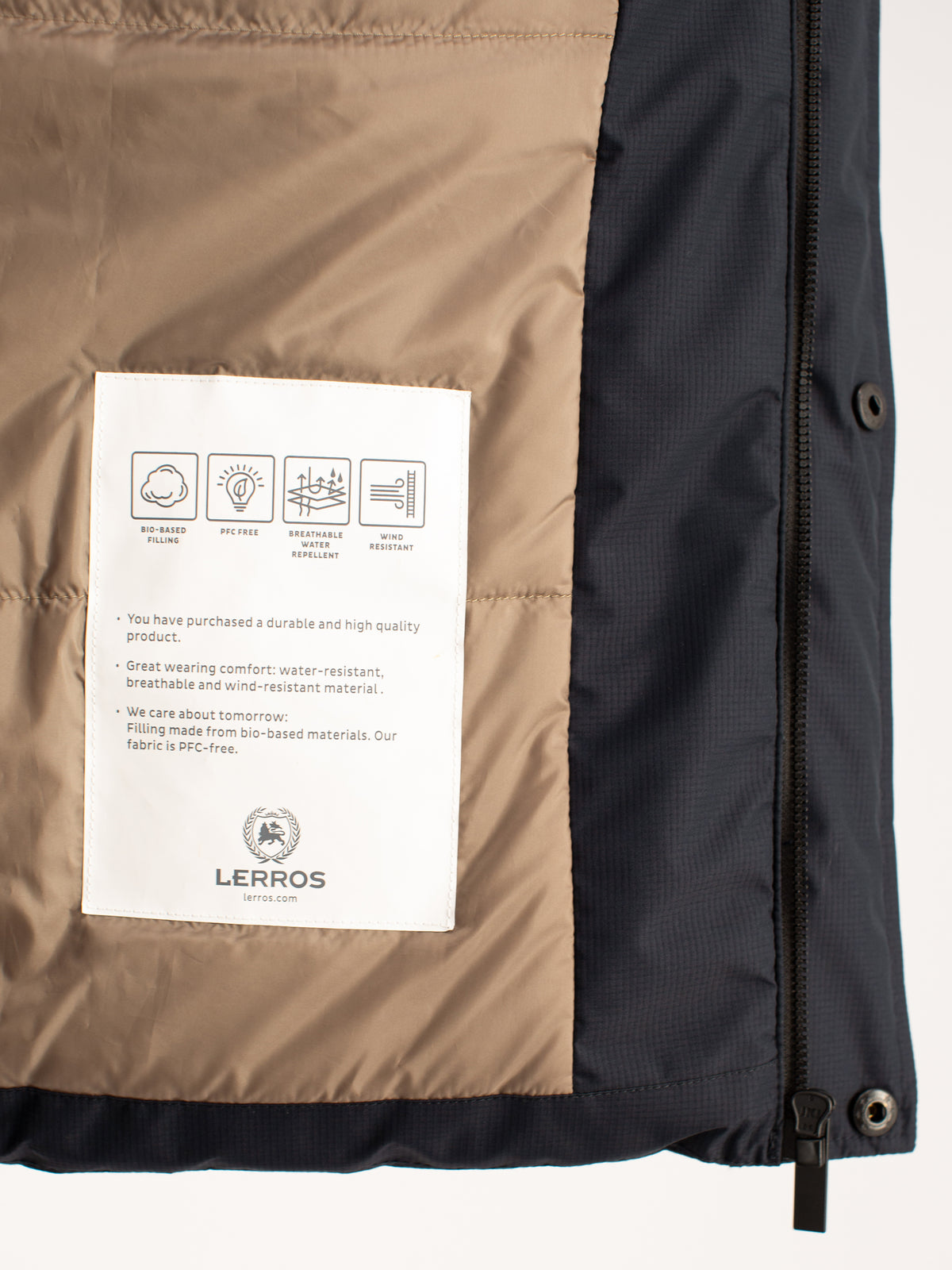 Sophisticated functional jacket, warming and water-repellent