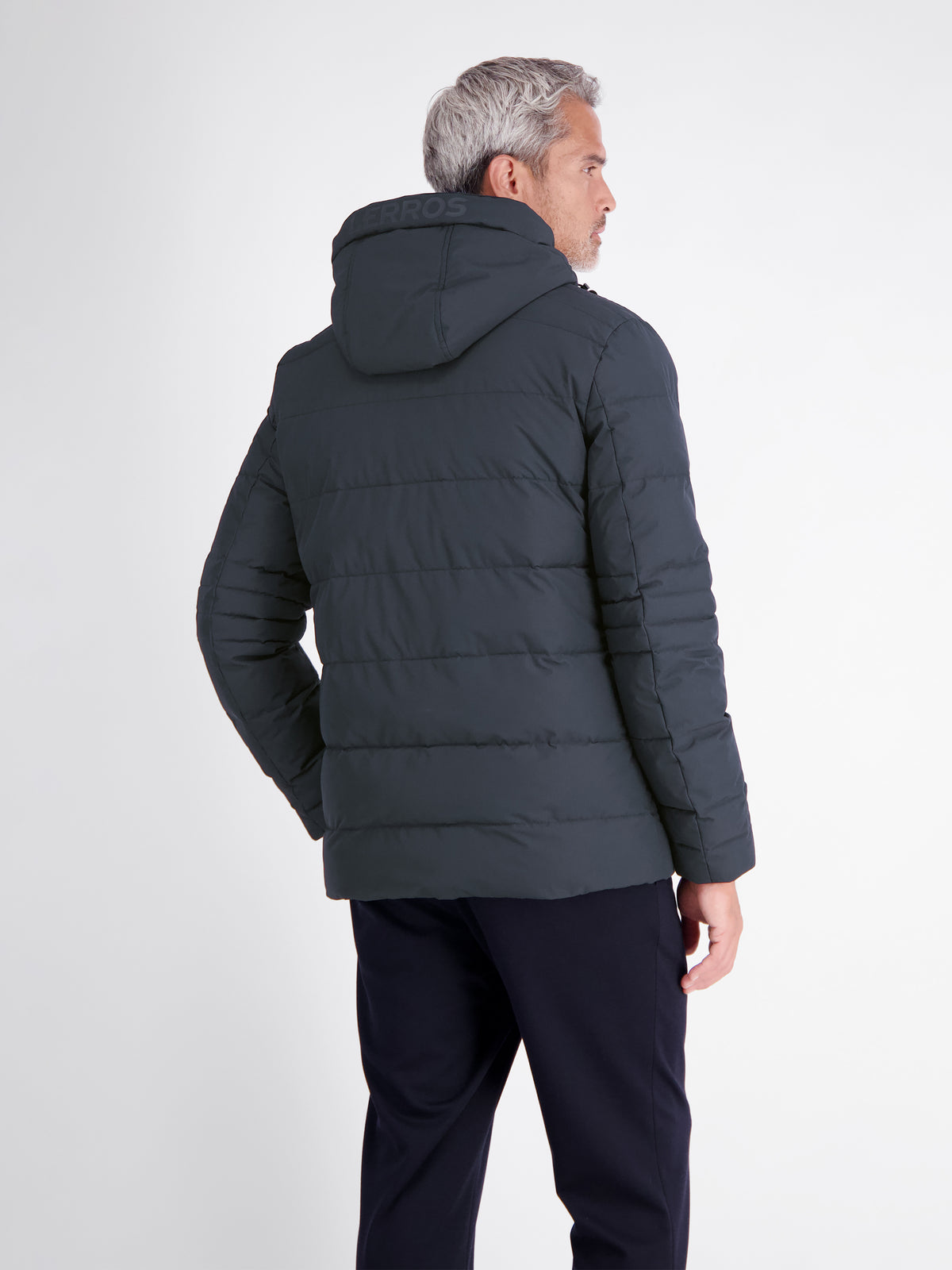 Sophisticated functional jacket, warming and water-repellent