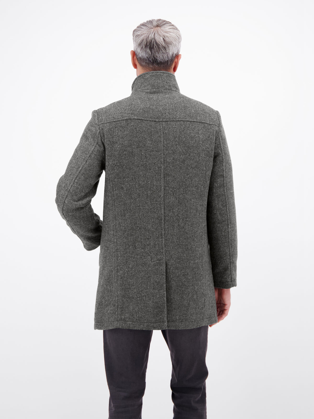 Eleganter, wärmender Mantel mit heraustrennbarer Weste