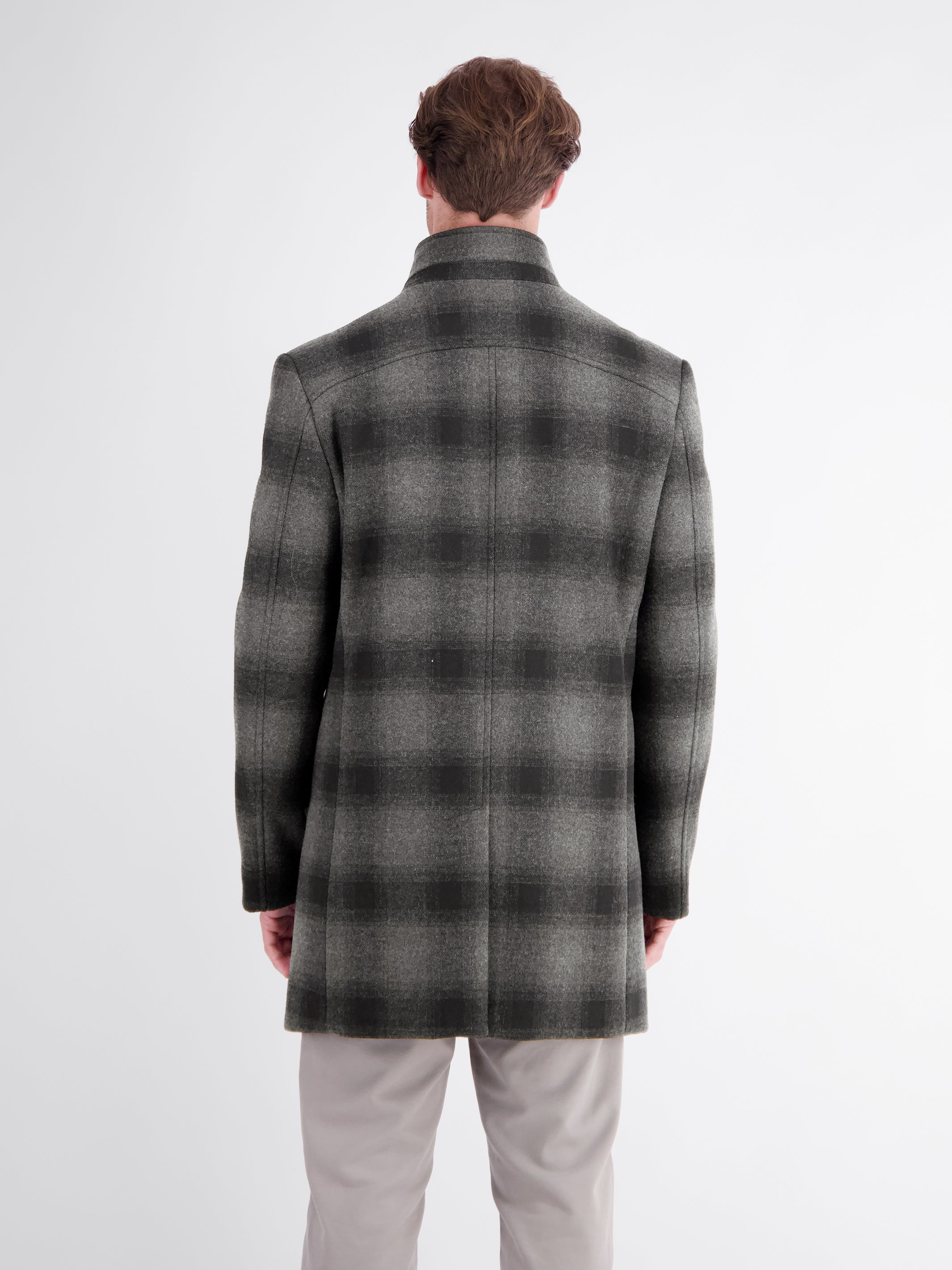 Elegant 2-in-1 coat in a wool blend with a removable vest