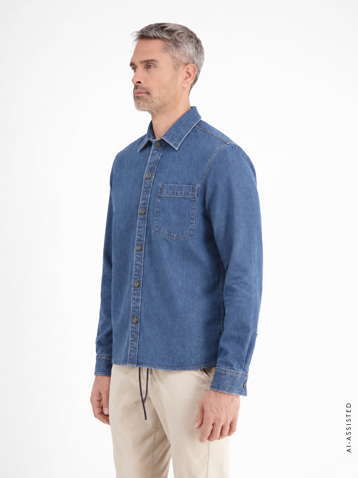 Kerniges Denimhemd für Herren in lässiger Jeansoptik