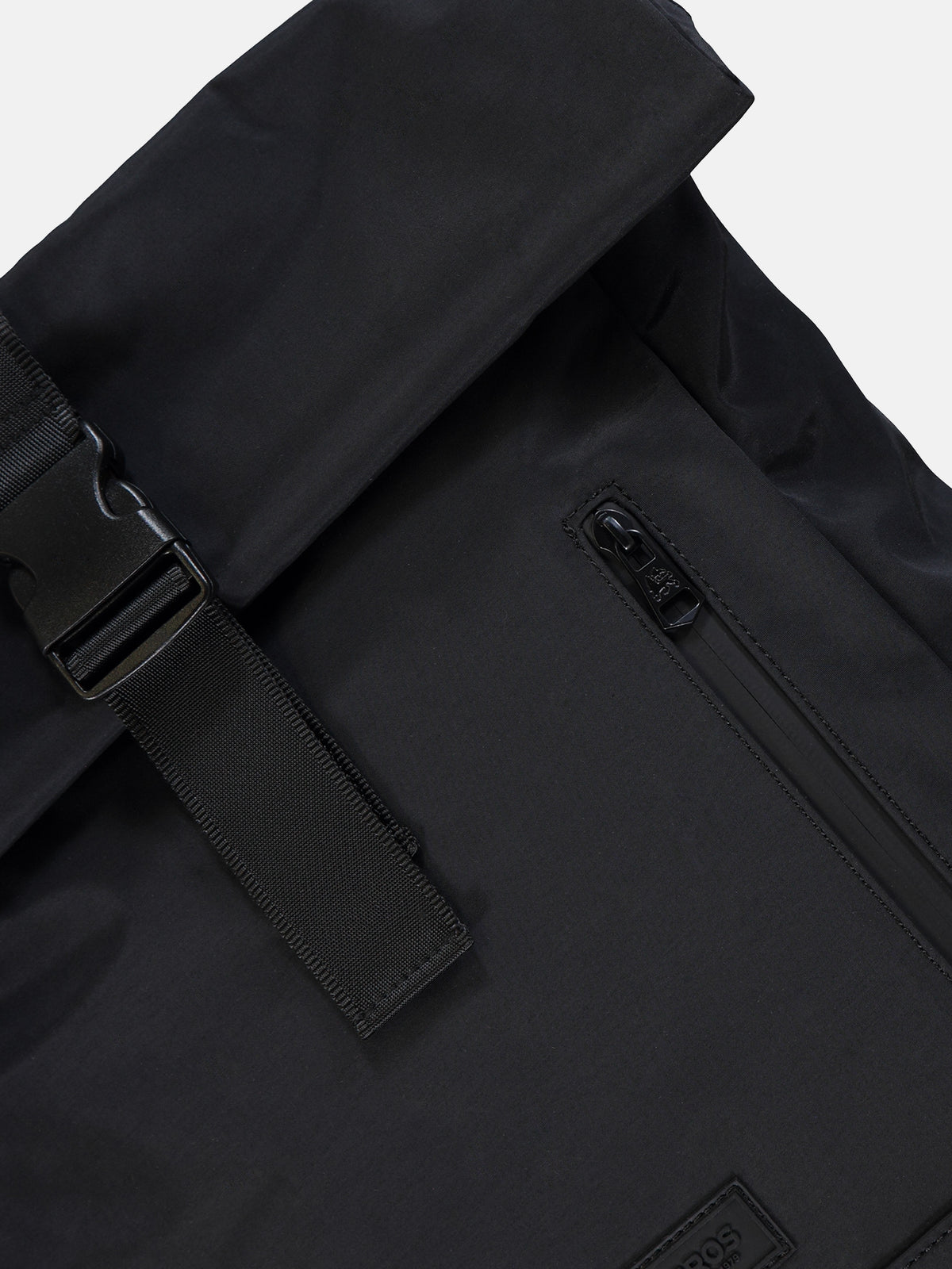 SEATTLE Rucksack mit Rollverschluss - LERROS