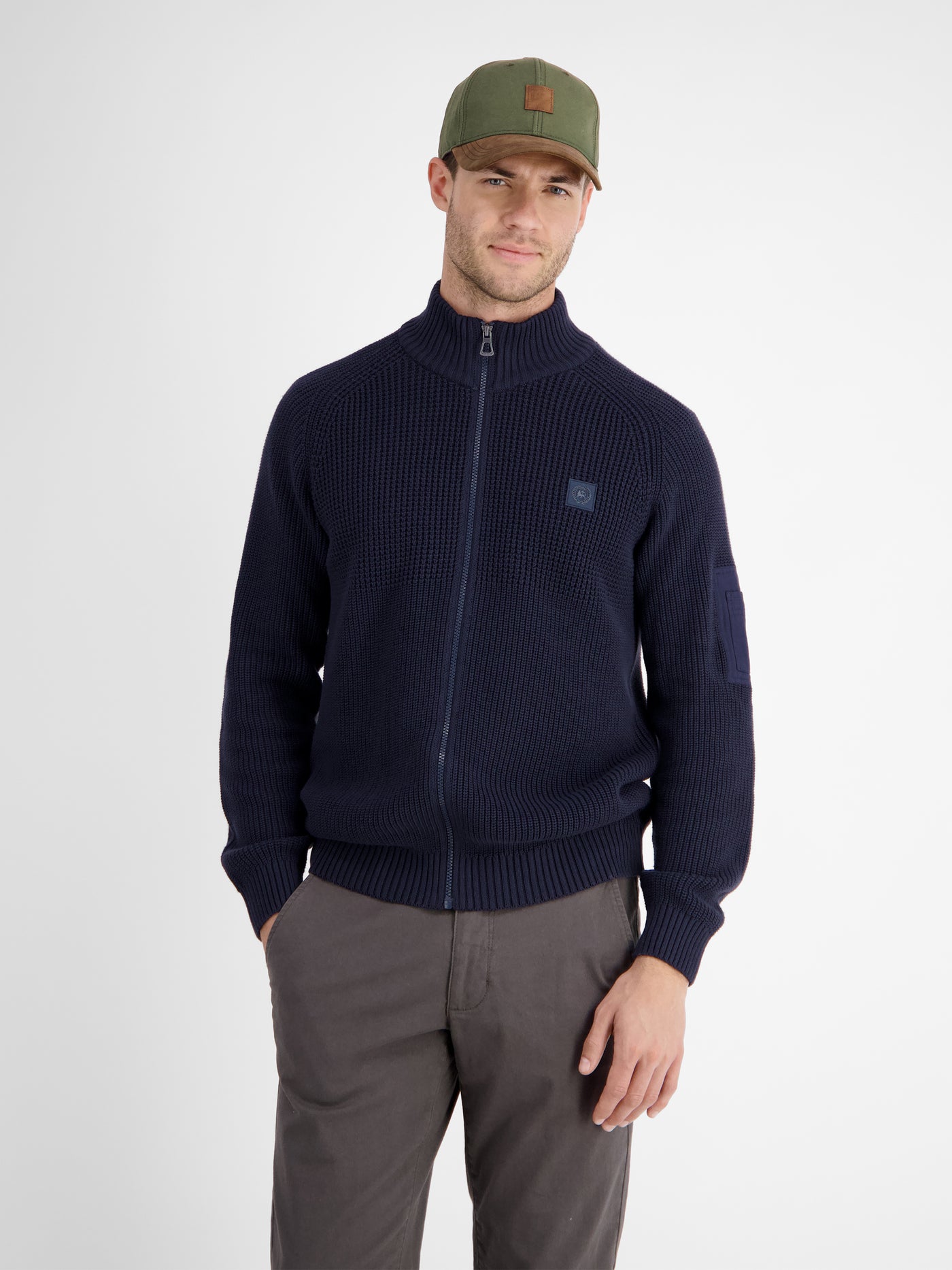 Canvas-Cap mit Kunstlederschirm - LERROS