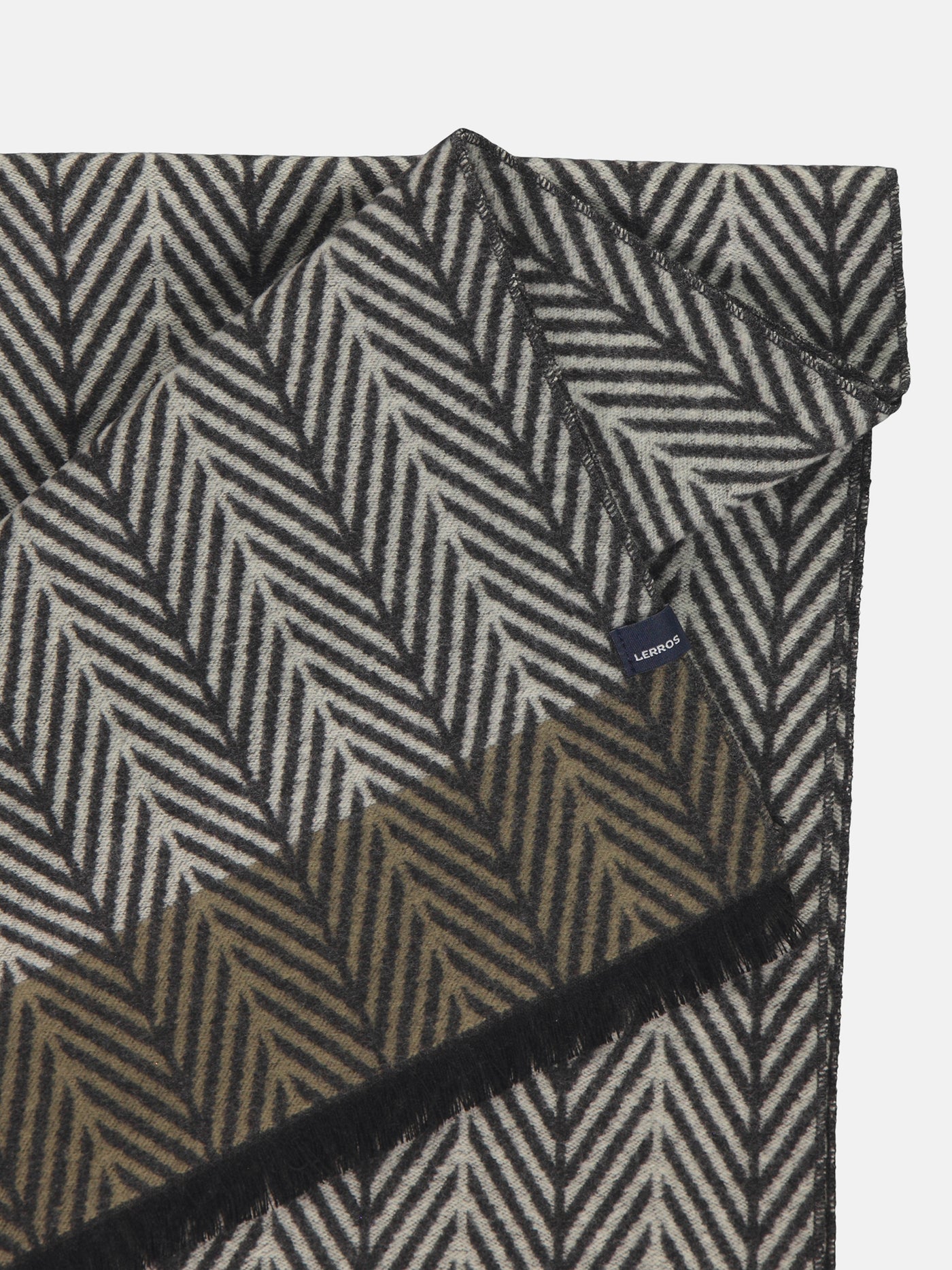 Herrenschal mit Fischgrat-Muster - LERROS