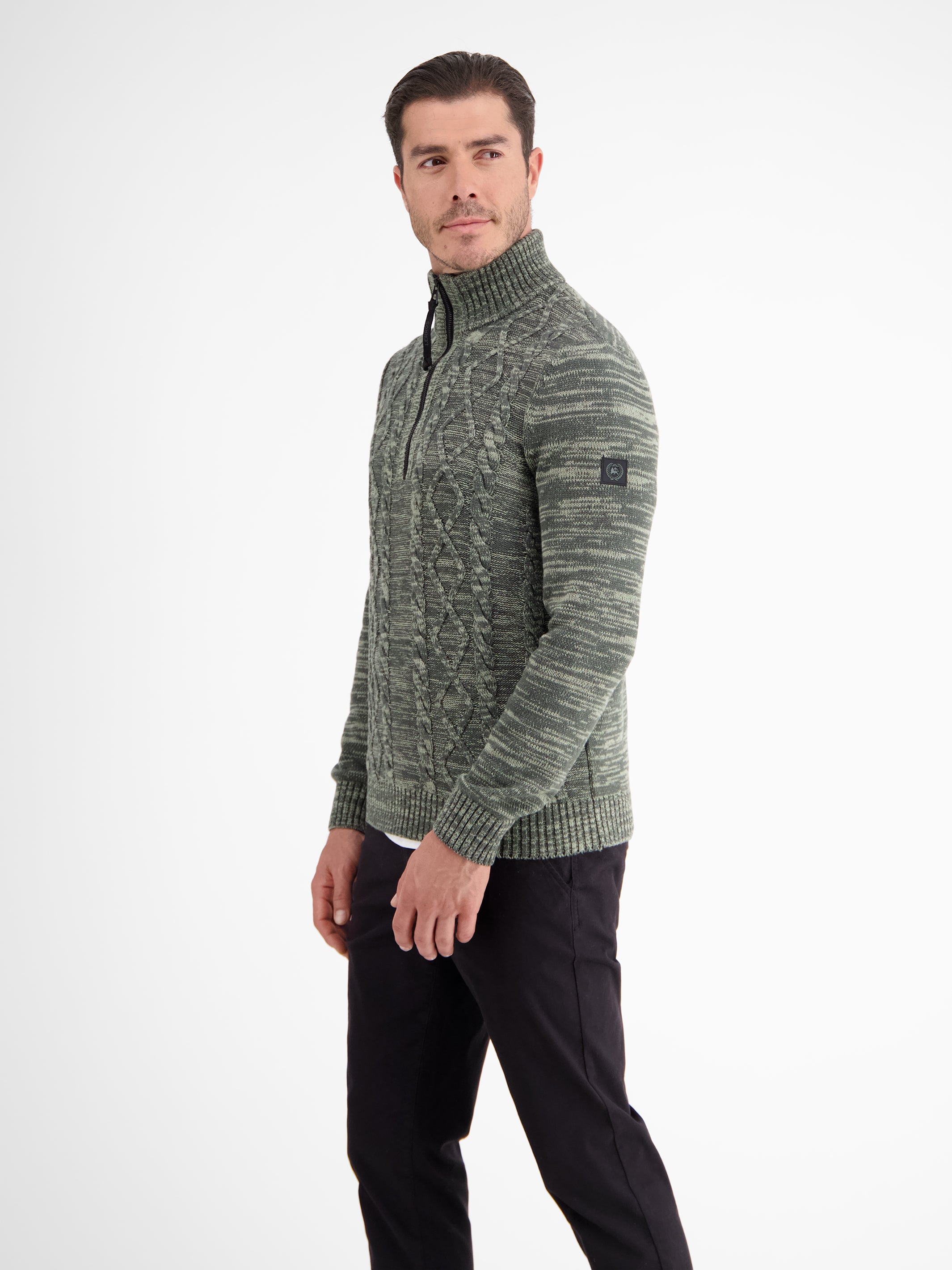 Herren Stricktroyer mit Zopfmuster - Strick Troyer