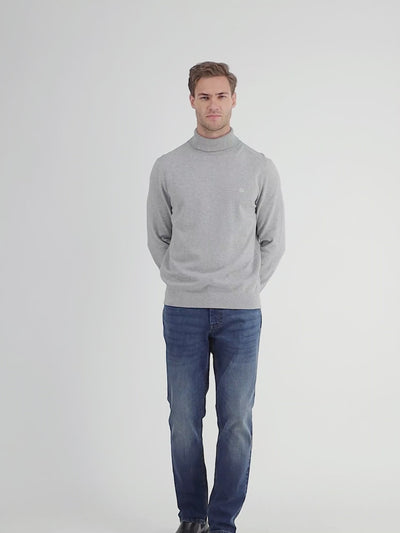 Men's turtleneck knitted sweater