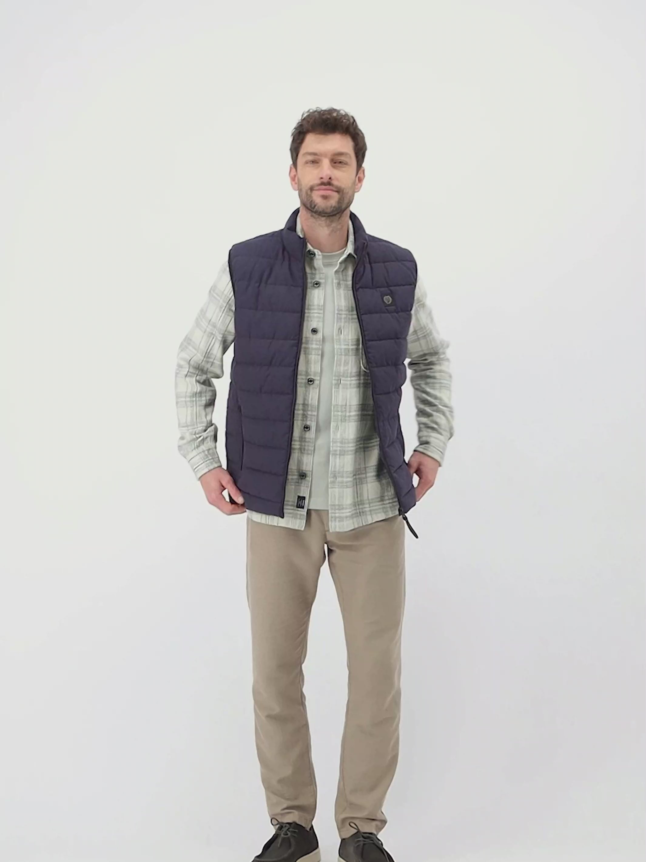 Quilted vest made of cotton and linen, lined