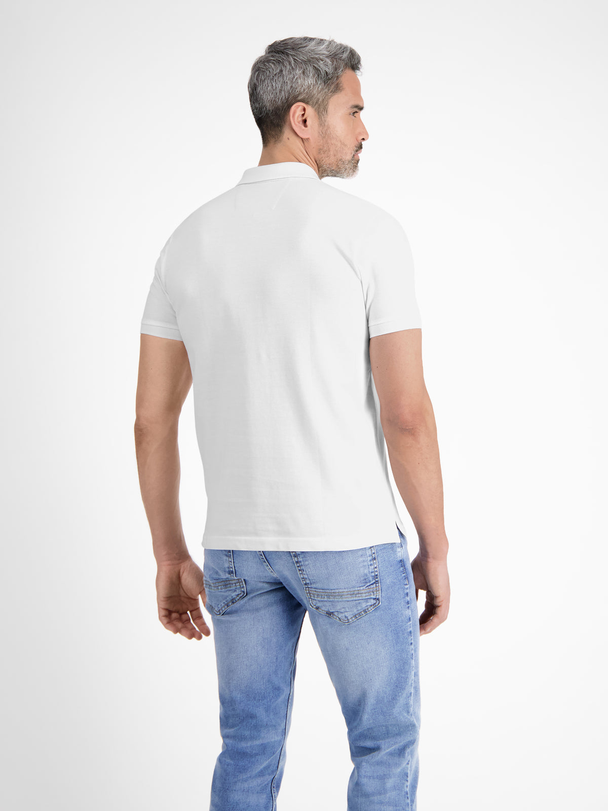 Basic Herren Poloshirt in klassischer Passform und Piquéqualität - LERROS