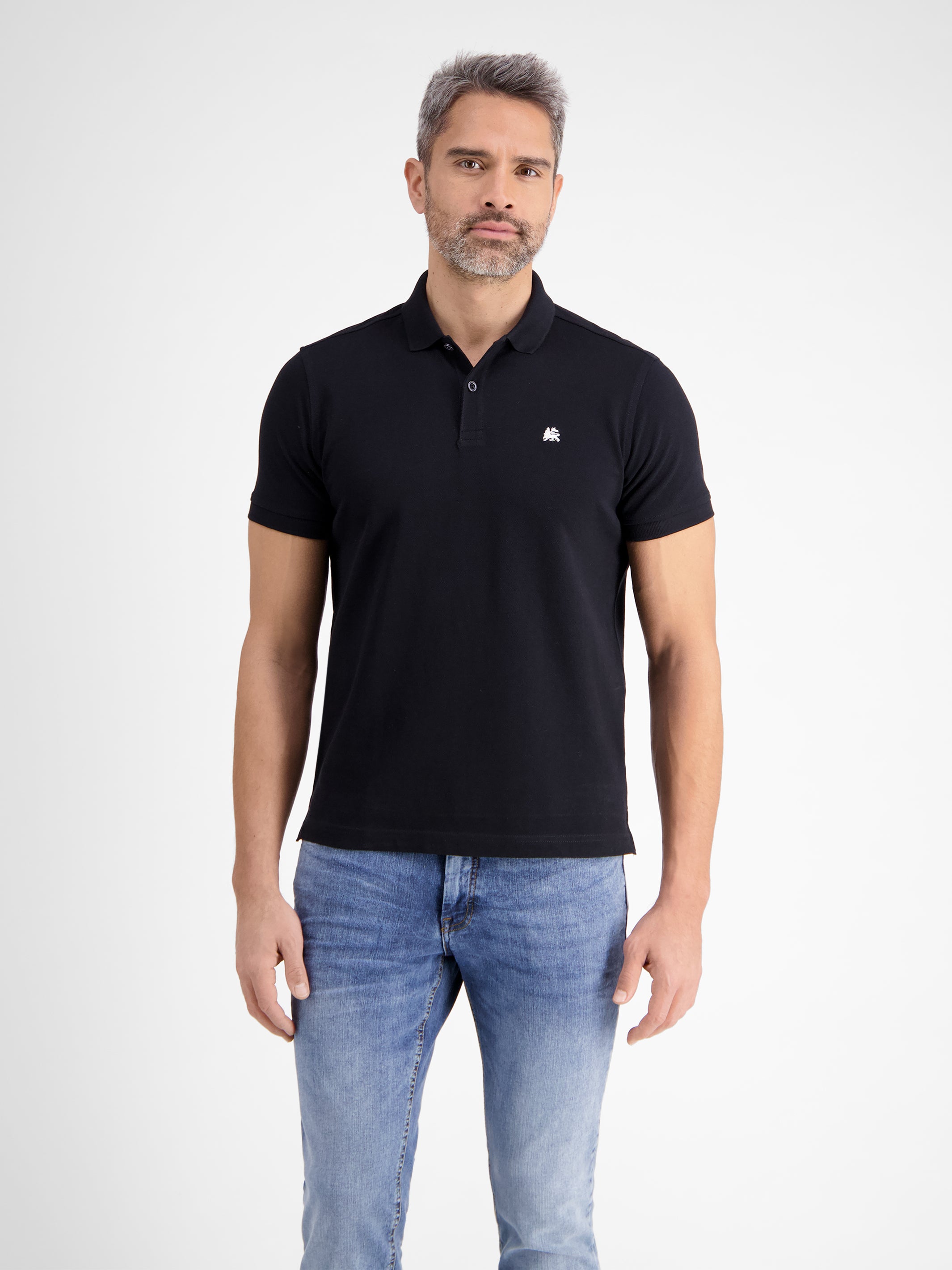 Basic Herren Poloshirt in klassischer Passform und Piquéqualität - LERROS