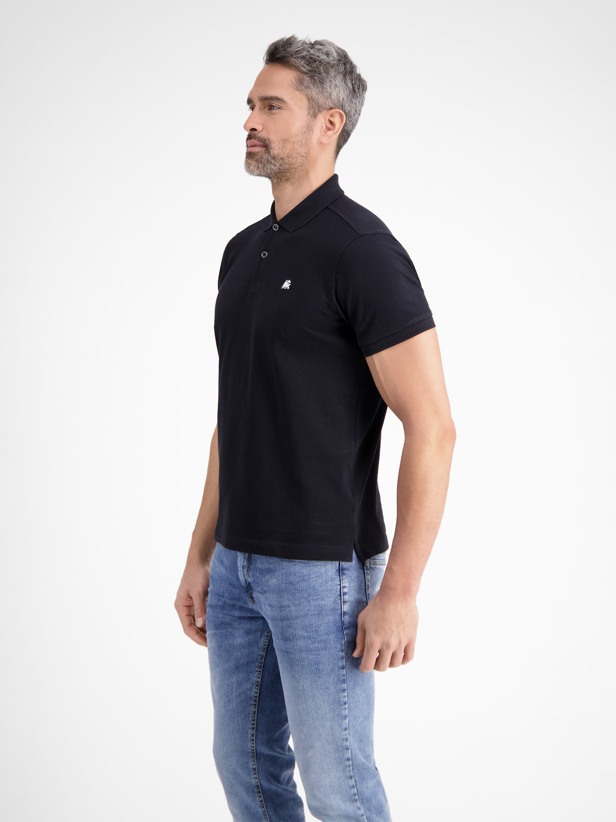 Basic Herren Poloshirt in klassischer Passform und Piquéqualität - LERROS