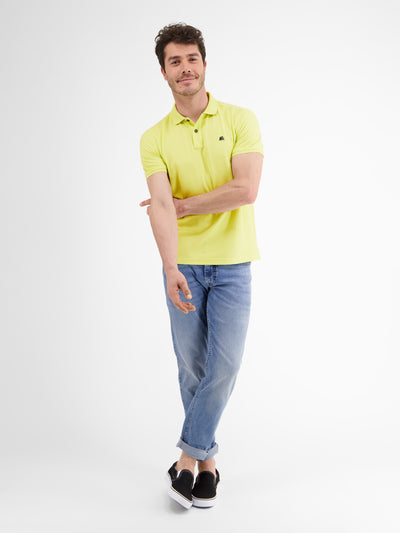 Classic polo style in *Cool &amp; Dry* piqué quality