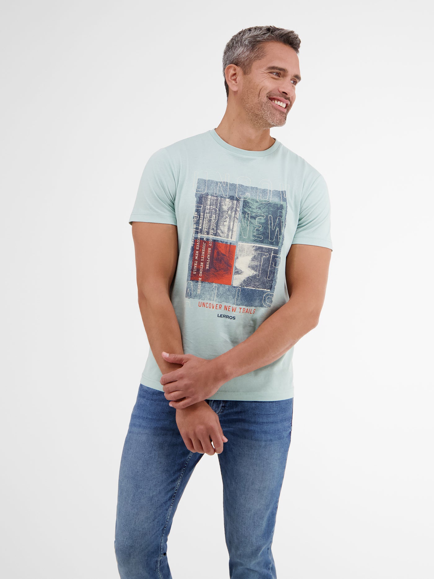 T-shirt with front print