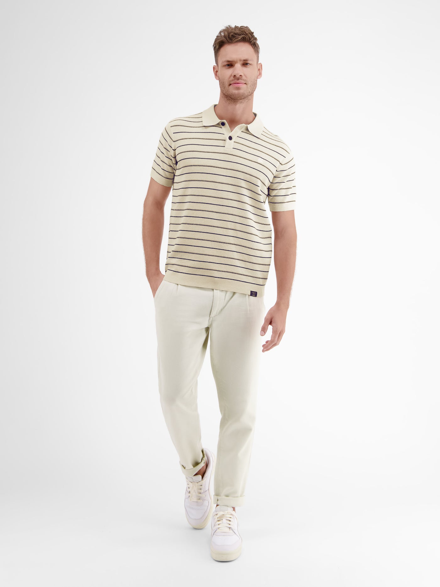 Polo shirt in a summery, stylish knit look