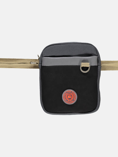Kleine Crossbodybag mit reflektierenden Details