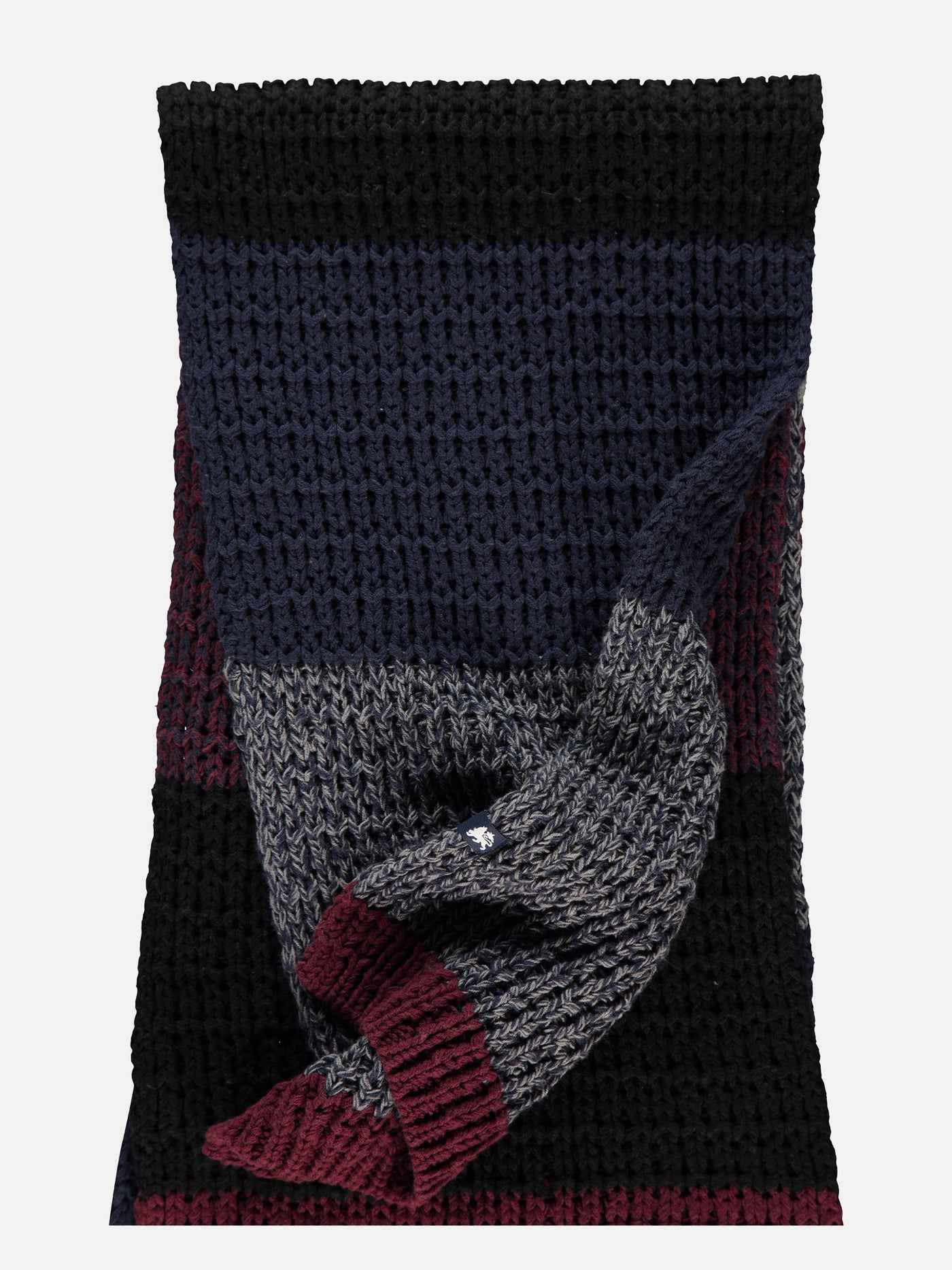Striped knitted scarf