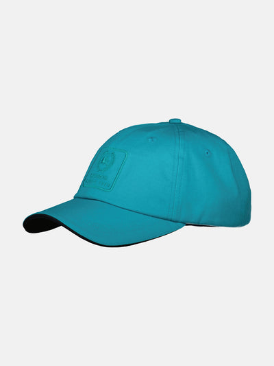 Baseball cap with appliqué